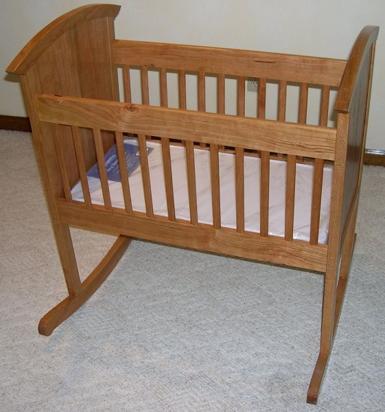 custom crib